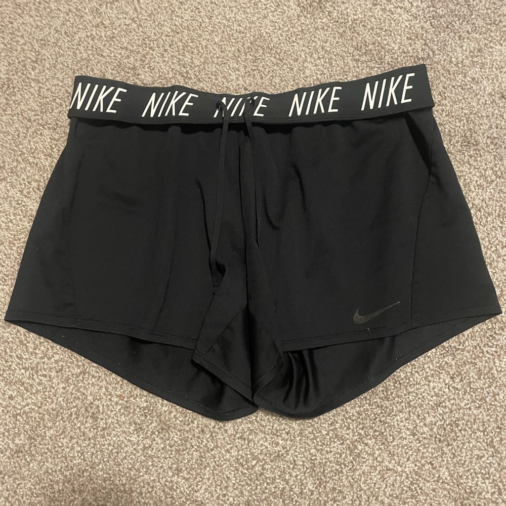 Nike Black Athletic Shorts Lightweight Performance